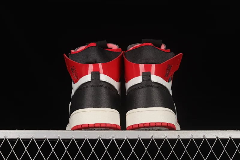 All categories Air Jordan Jordan series basketball shoes Air Jordan 1 High Air Jordan 1 Zoom CMFT AJ1 Joe 1 Chicago white and red color CT0979-610